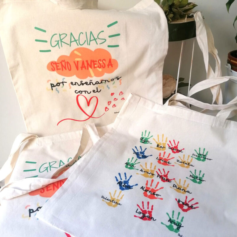 Llavero Metacrilato «GRACIAS POR ENSEÑAR CON EL CORAZÓN» - Copy Pintor