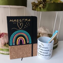 Cuaderno Maestra De Corazón + Lapicero Se Necesita Un Gran Corazón. Cuaderno De Corcho Y Polipiel A5